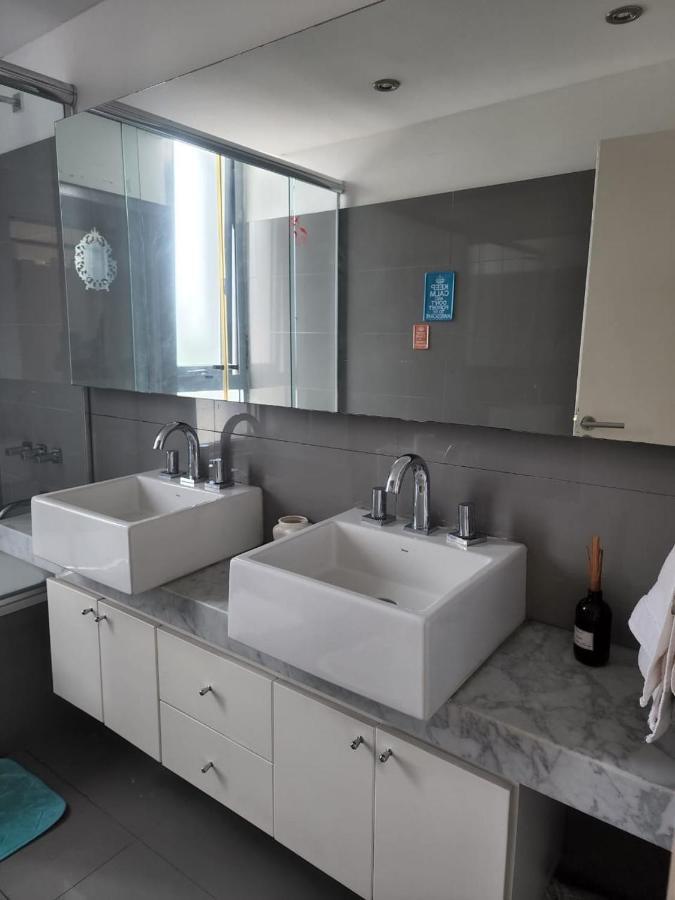 Apartamento Av Kennedy Y Cervino A Metros Embajada Eeuu Буенос-Айрес Екстер'єр фото